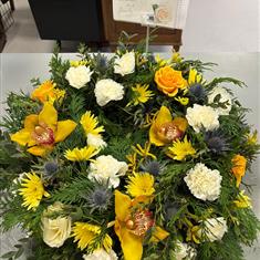 Golden Remembrance Wreath
